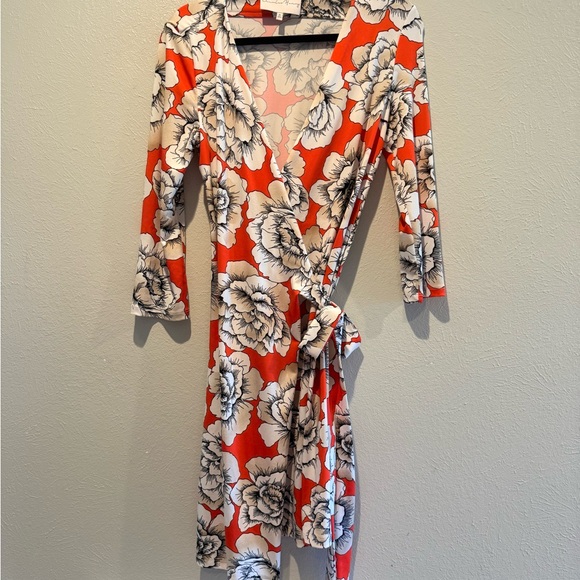 Charles Henry Dresses & Skirts - Charles Henry Floral Wrap Dress in Red and White. PTP 20”, Length 39”